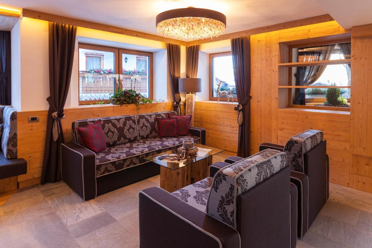 Hotel Belaval Selva di Val Gardena Exteriör bild