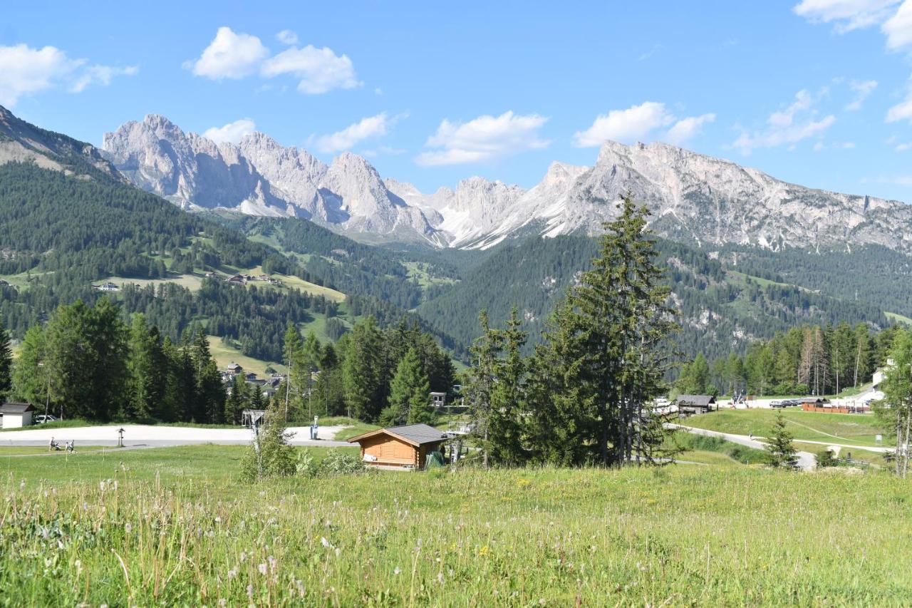 Hotel Belaval Selva di Val Gardena Exteriör bild